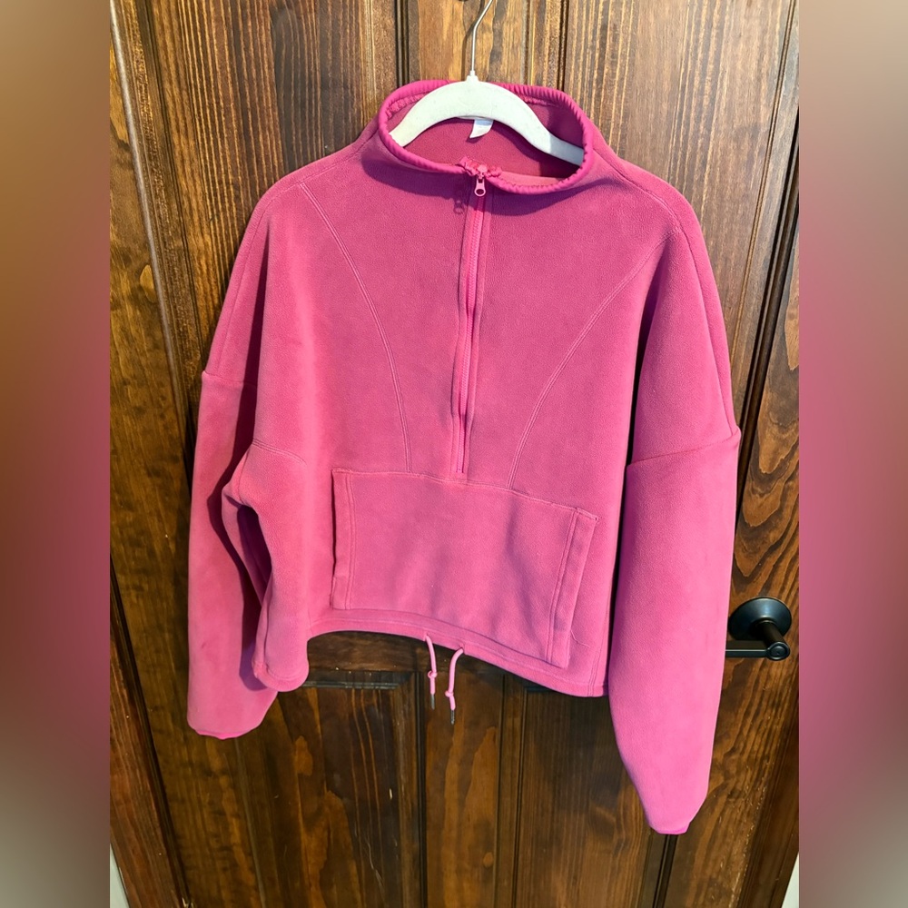 Qinsen pink fleece cropped jacket large half zip used front pocket